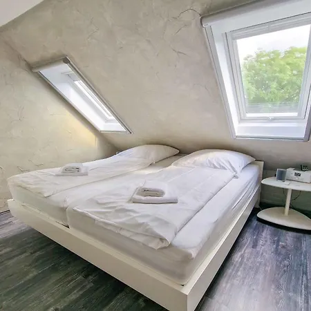 Storchennest غريتسيل